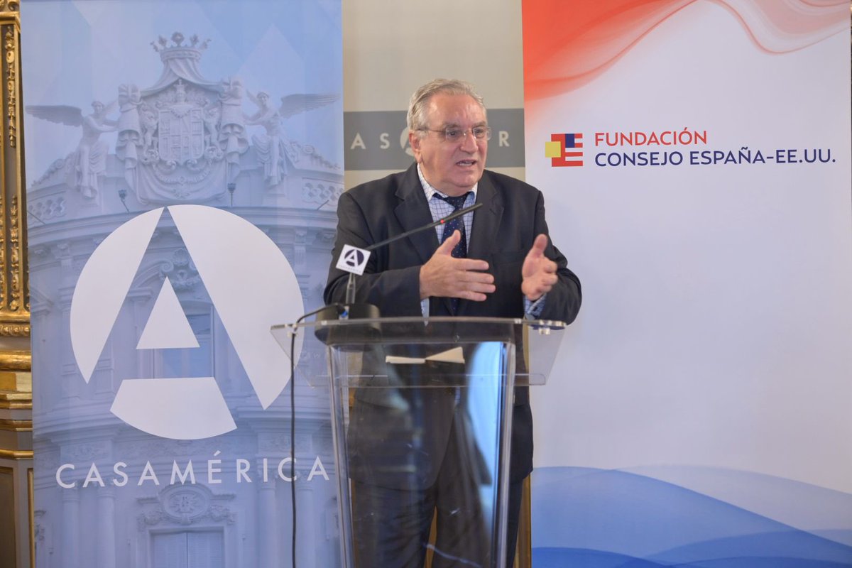 FundConEspEEUU's tweet photo. @AMorenoBau @SpainInTheUSA @TheRabenGroup @VPEPR @votolatino @Earthjustice @HHSGov @NHCCNM @eu2023es @MAECgob @JFernandezTrigo @casamerica @enriqueoj3600 @Repsol El almuerzo ha contado con las intervenciones de Melanie Fontes Rainer, directora de la Oficina de Derechos Civiles de @HHSGov, que trabaja en favor de la igualdad de derechos para la comunidad latina, y José Antonio Gurpegui, director del @IB_Franklin y presidente de #HispaUSA https://t.co/7oGTqgEHyx
