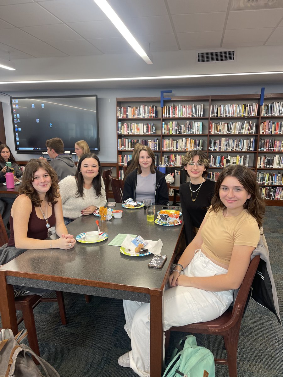 WORLD LANGUAGES DEPARTMENT HOSTS FRENCH STUDENTS

The World Languages Department was fortunate to again host students from France. A little fête was organized to welcome them and to give our French classes a chance to get acquainted.  

To learn more visit sayvilleschools.org/Page/21833