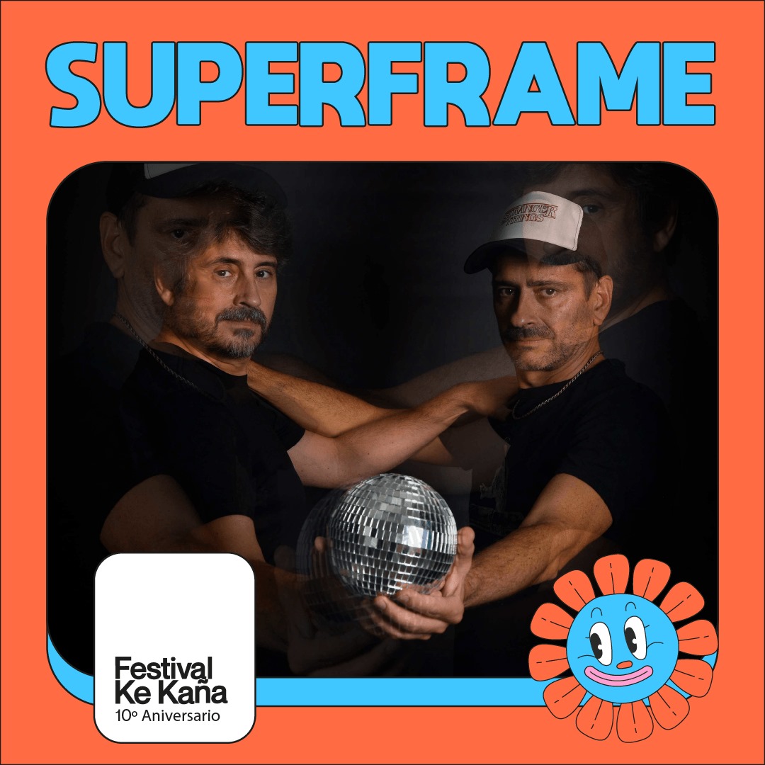 festivalkekana's tweet image. La última confirmación del 10° aniversario tenía que ser la suya y es que estos hermanos de Guadalajara son expertos en cierres inolvidables 🔐 Su sesión hará que bailemos y despidamos por todo lo alto una edición tan especial, ¡con todos vosotros @SuperFrameVdj! 📼📀