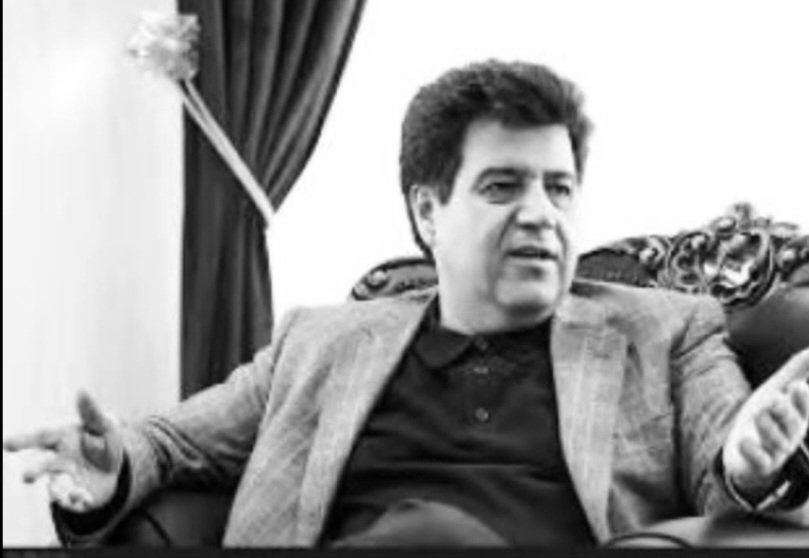 aminharati2's tweet photo. بار کج به منزل نمیرسد آقای اتاق بازرگانی
#لیدراغتشاشات
#سلاح_ورزی https://t.co/TIP2uyva2v