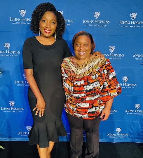 Congratulations to CHE faculty members, @tpurnell1908 and @ycommodore who were honored with the Community Champion Award and the Global Achievement Award at the 2023 @JHU_Alumni Celebration Program! Learn more! 🔗 loom.ly/2S2exYc #achievementaward #jhualumni