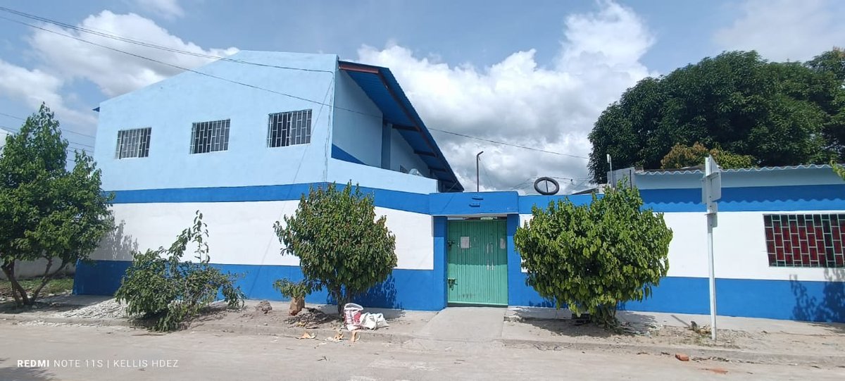 CarloSierras's tweet photo. Seguimos avanzando en educación muy pronto se inaugura esta gran obra en la sede José Antonio galan de la i.e.d tercera mixta del municipio de @Alcaldiafcion mejorando la calidad educativa @Mineducacion @RenovacionCo @RadNalCo @petrogustavo @Veronicalcocerg https://t.co/92sYEL4OjE