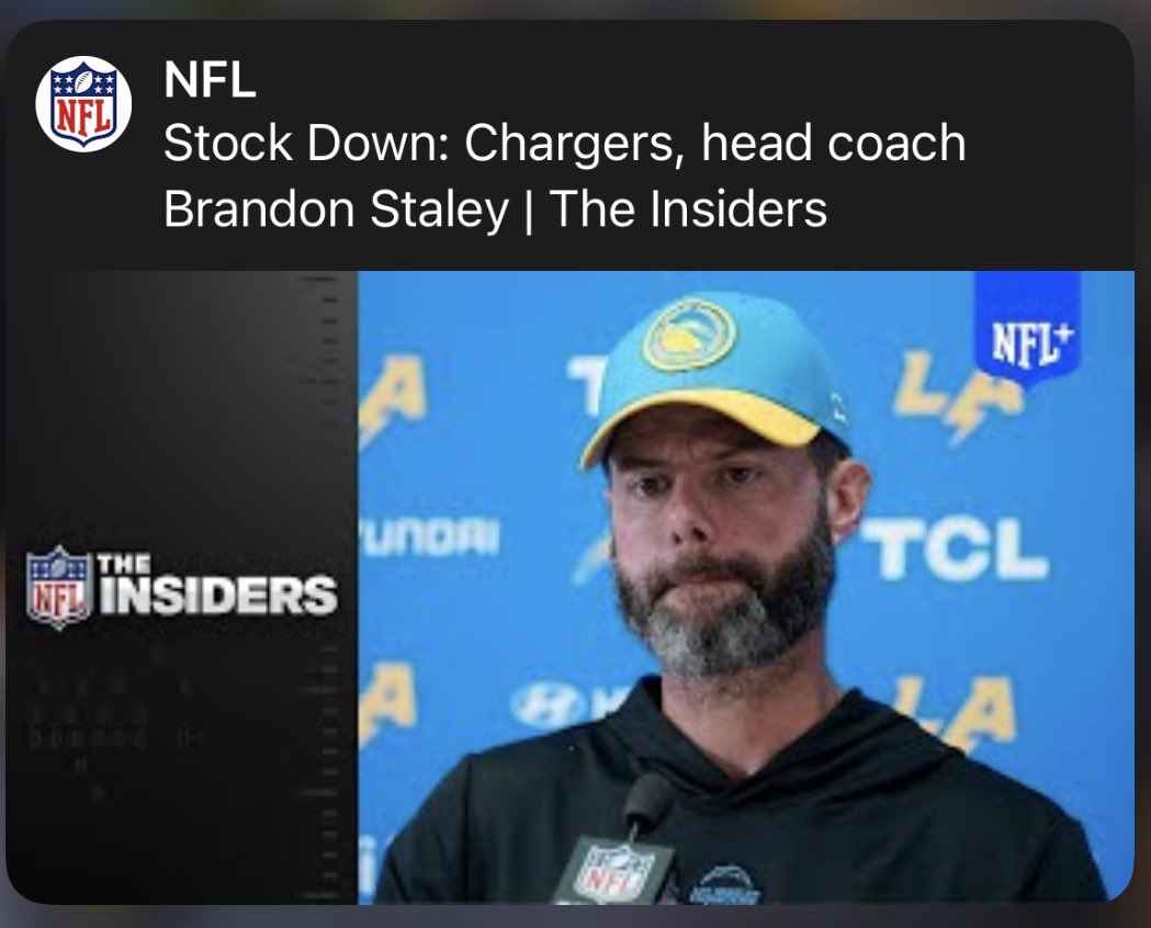 shpill0's tweet photo. #BoltUp #LetsTalkAboutIt #AStepInTheRightDirection #GetThisSorryBitchOuttaHereForGood https://t.co/hwR9DMlcPu