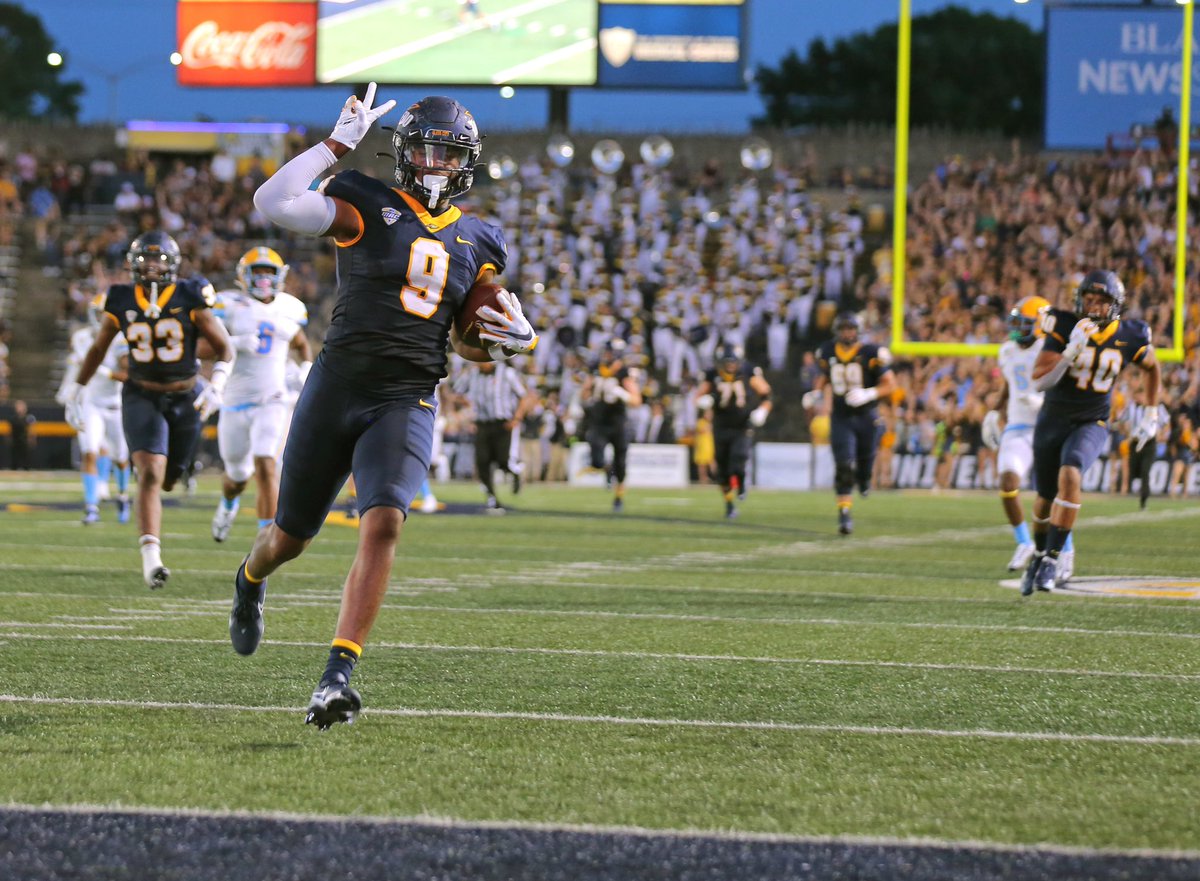 Amaresanders_1's tweet image. Truly blessed to receive an offer from University of Toledo!🔵🟡 #ONErocket #Blessed @sims_coach @CoachCParker @TheCribSouthFLA @GabyUrrutia247 @adamgorney @Andrew_Ivins @on3 @larryblustein @ChadSimmons_ @MohrRecruiting @RivalsFriedman @SWiltfong247 @RyanWrightRNG