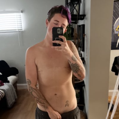 transdaddybeau's tweet photo. #NewProfilePic https://t.co/f9lFQZsWZ7