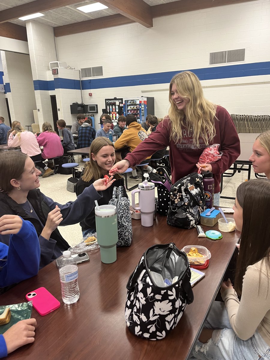 Mrs. Morelli tweet media