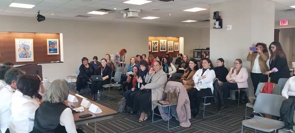 <a href="/Artemisas_org/">Artemisas</a> <a href="/FokusenColombia/">FokusEnLatinoamérica</a> <a href="/codacop/">CODACOP</a> <a href="/LIMPALCOLOMBIA/">Limpal Colombia</a> <a href="/Ciase_ong/">Ciase</a> <a href="/ColombiaDiversa/">Colombia Diversa</a> @CDD_Colombia <a href="/Casa_Mujer/">Casa de la Mujer</a> <a href="/CONAMIC1/">Indigenous Women of Colombia</a> <a href="/RNMColombia/">Red Nacional de Mujeres</a> La #Alianza1325 es un proceso inédito de articulación de organizaciones de mujeres para hacer posible que hoy se diseñe el Plan Nacional de Acción en Colombia con enfoque interseccional, de manera participativa y como un aporte a la paz en Colombia.