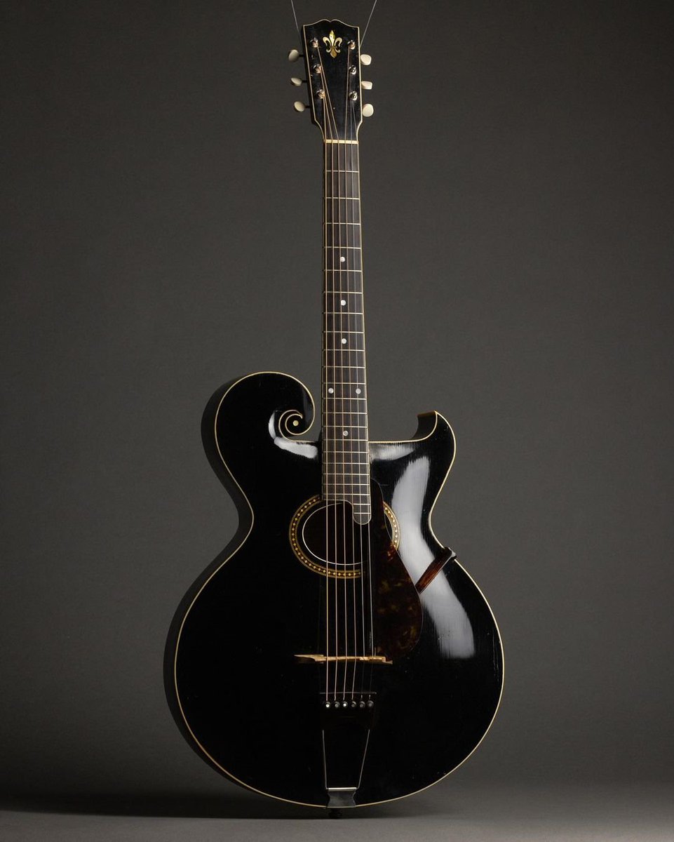 1913 Gibson Style O Artist #guitar #Gibson #VintageGuitarMonday