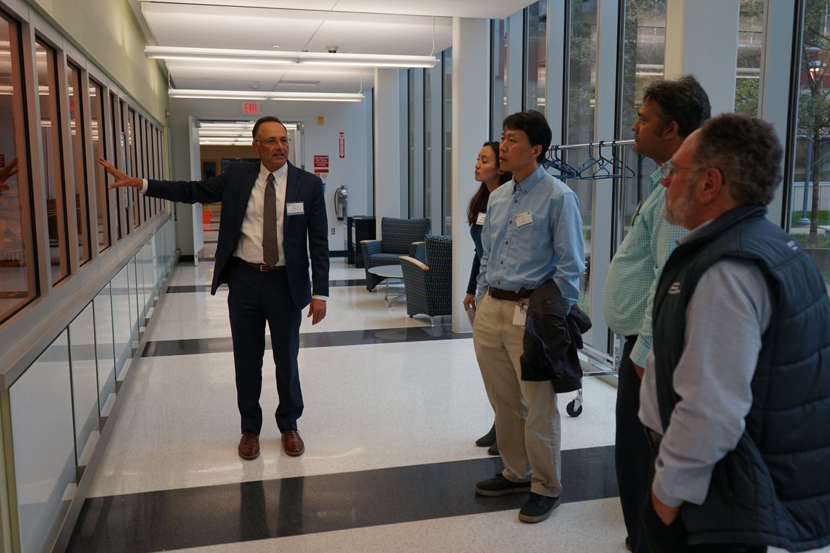 SustainableUML's tweet image. The @umasslowell Center for Energy Innovation welcomed @EEASecretary Rebecca Tepper to their official launch and ribbon cutting last week, where attendees were able to tour labs demonstrating cutting-edge climate tech, energy, and sustainability related research.