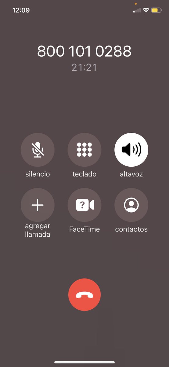 MarVarTre's tweet image. ¿Cuánto es un momento para @ATTMx ?  ¿Alguien sabe si hay asesores o son una leyenda urbana? @ATTMxAyuda ¿Veinte minutos, media hora, una hora? Dos pesitos de madre