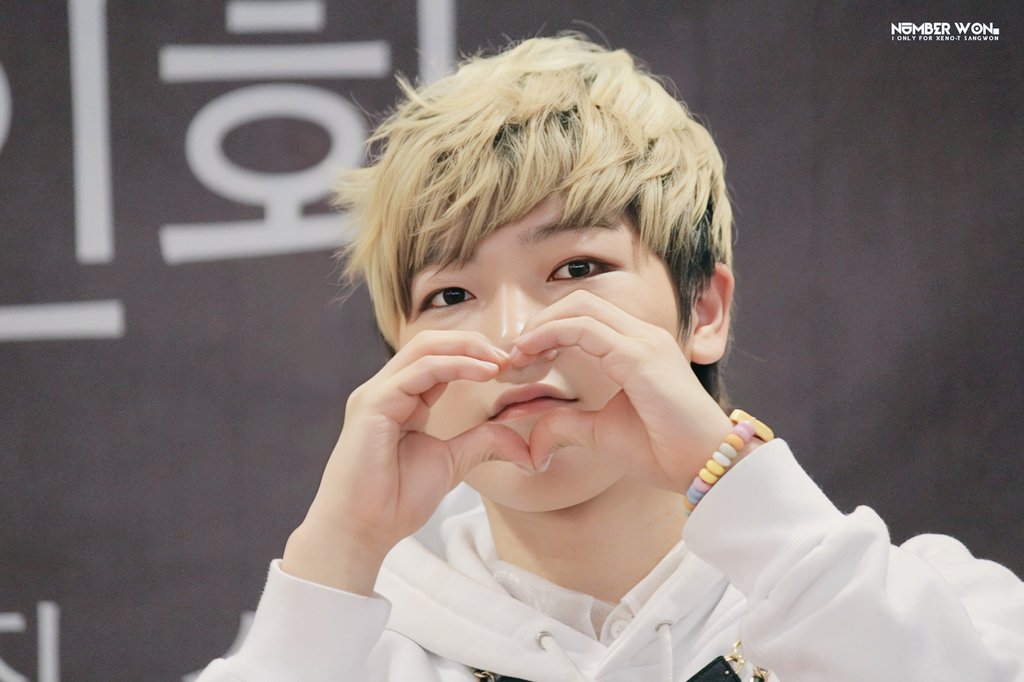 2013년10월24일-2023년10월24일
상워나! 데뷔10주년 축하해!!
앞으로도 사진 속 너처럼 활짝 웃어라!
항상 네 곁에서 널 지켜줄게❤️

<a href="/XLIMI2T/">XLIMIT</a> #탑독 #야노 #YANO
#제노티 #상원 #서상원 #10주년축하해