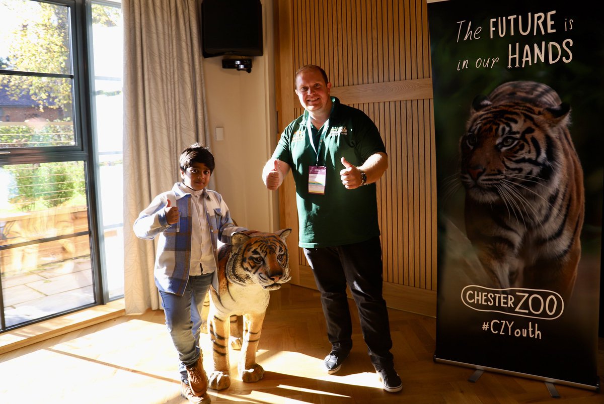 Had an amazing time at @chesterzoo - Youth Symposium 2023. It was an honour to talk about my passion towards the natural world. I had a wonderful time meeting great people at Chester Zoo @InkaCresswell @aaroncwhitnall . Thank you @CunningWildlife @Charlottelevans , @LearnatCZ…