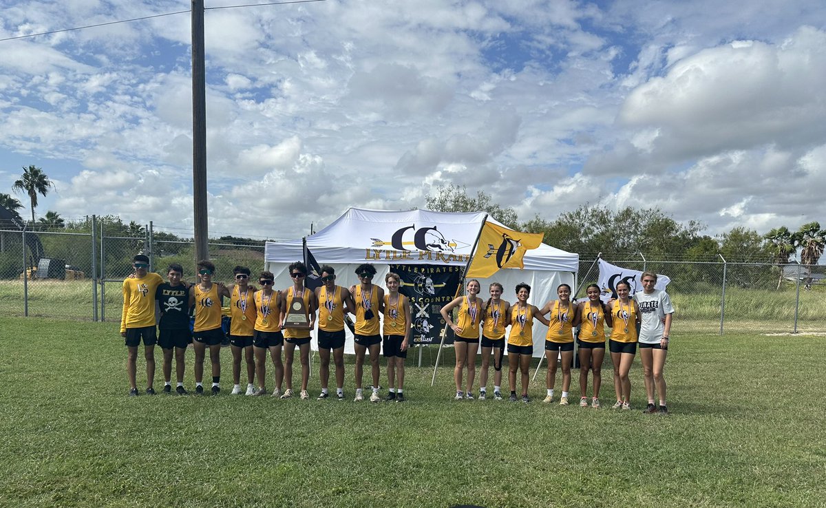 LoriLwilson23's tweet photo. Lytle XC!! Great day to be a Pirate!! @lytle_xc @lytleisd @CoachBenavides7 https://t.co/QELTKCqQGo