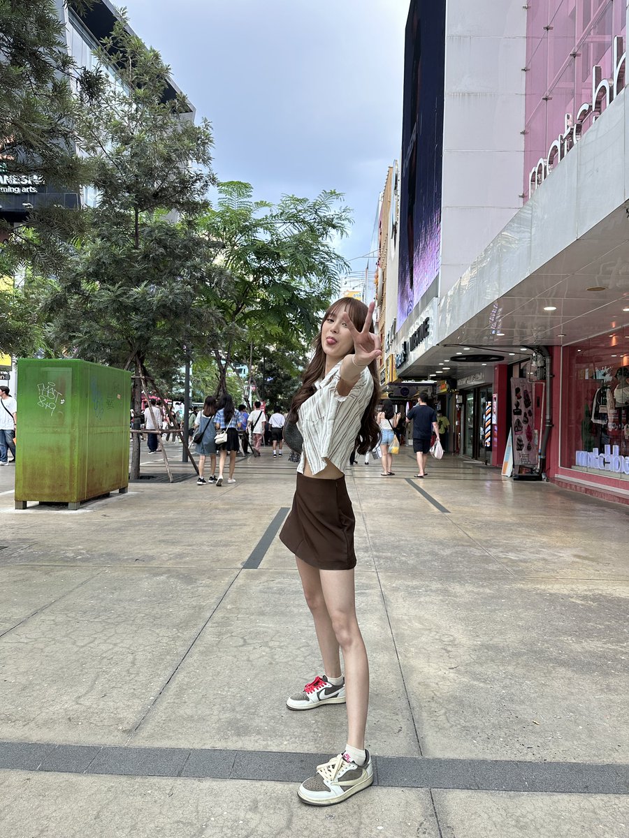 Thitaree_za tweet media