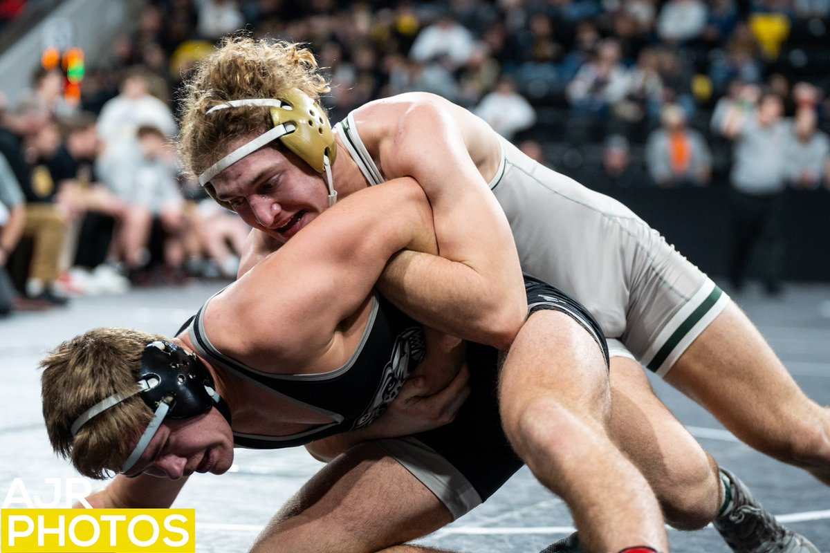 🗓️Schedule Release🗓️

Varsity:
gobound.com/ia/ihsaa/boysw…

JV:
gobound.com/ia/ihsaa/boysw…