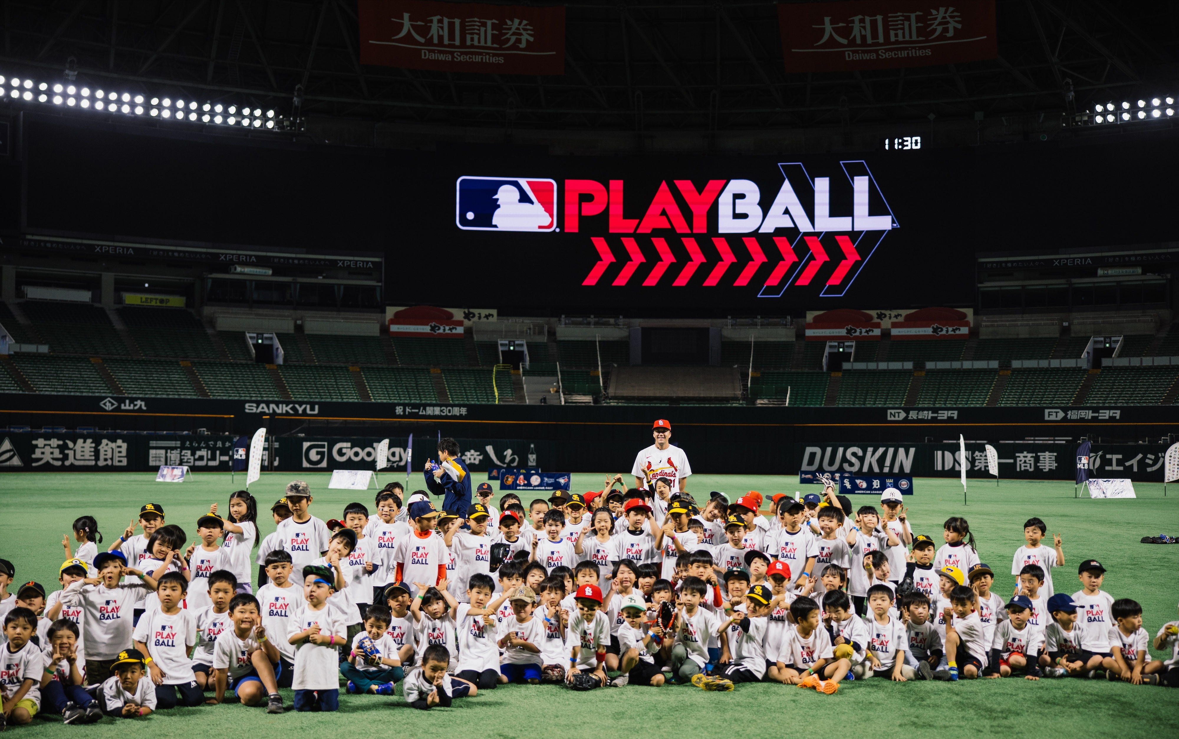 Team Japan says goodbye to Lars Nootbaar : r/baseball
