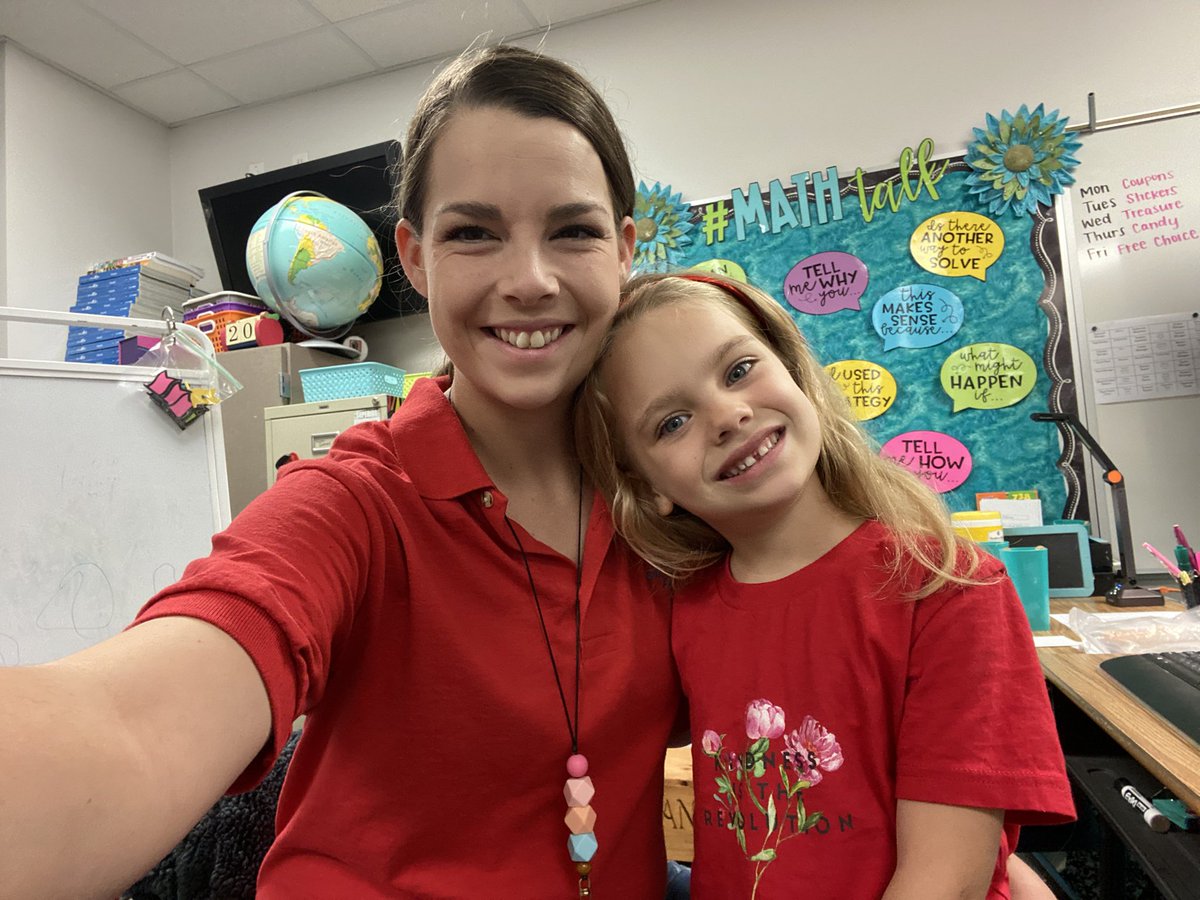 I’m a JEAN-ius and RED-y to be drug free!!! #RedRibbonWeek <a href="/LAV4thGrade/">LAV4thGrade</a> <a href="/LaVillitaElem/">La Villita Elementary School</a>