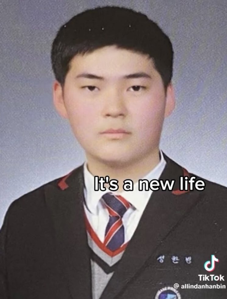 pritivyy's tweet photo. @ukefujian Atleast he’s not ugly at 20. https://t.co/fvhpF36nP4