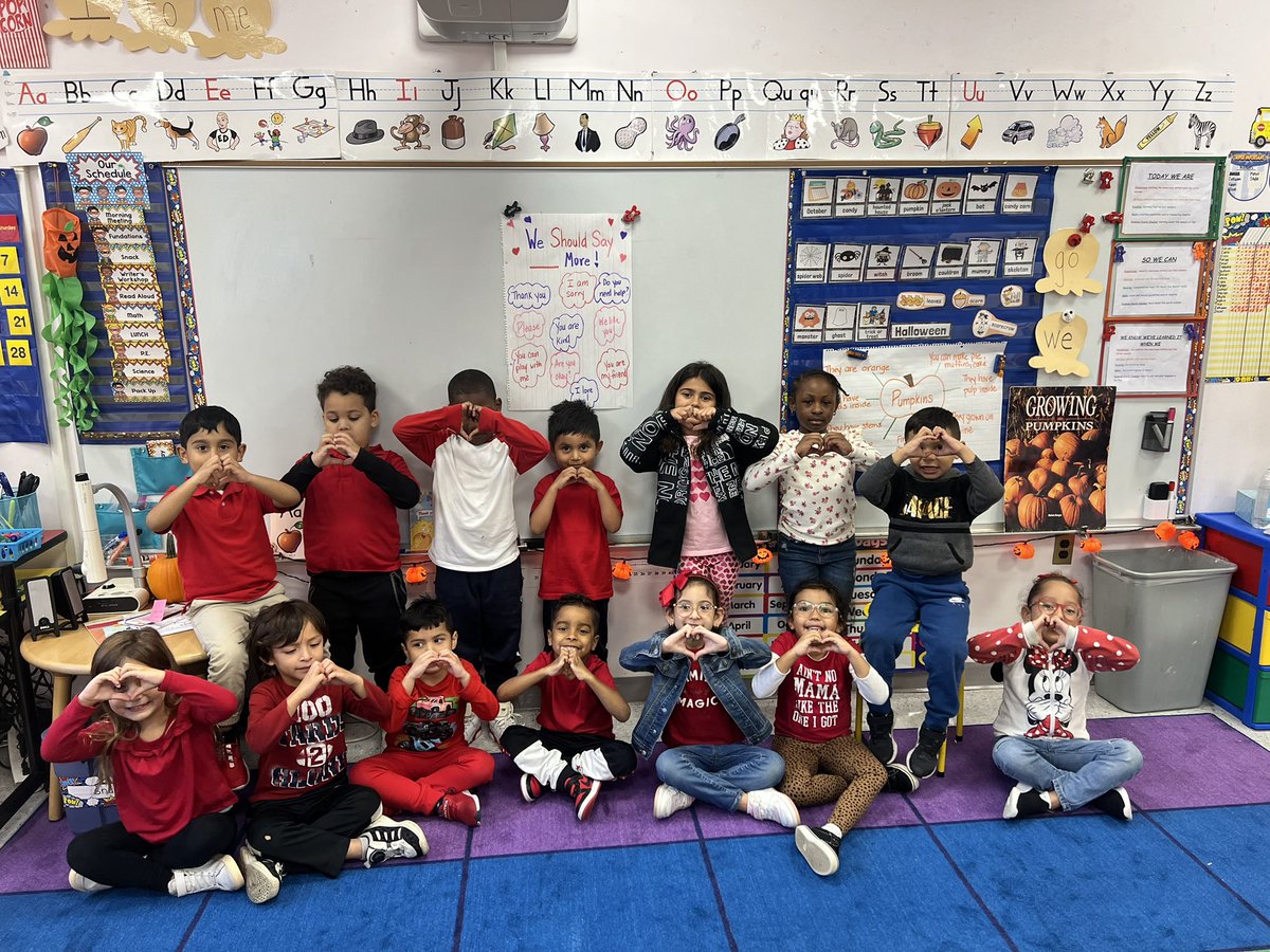 We kicked off #RedRibbonWeek by talking about kindness! What kind words should we say? <a href="/WHChestnut/">WHChestnut</a>