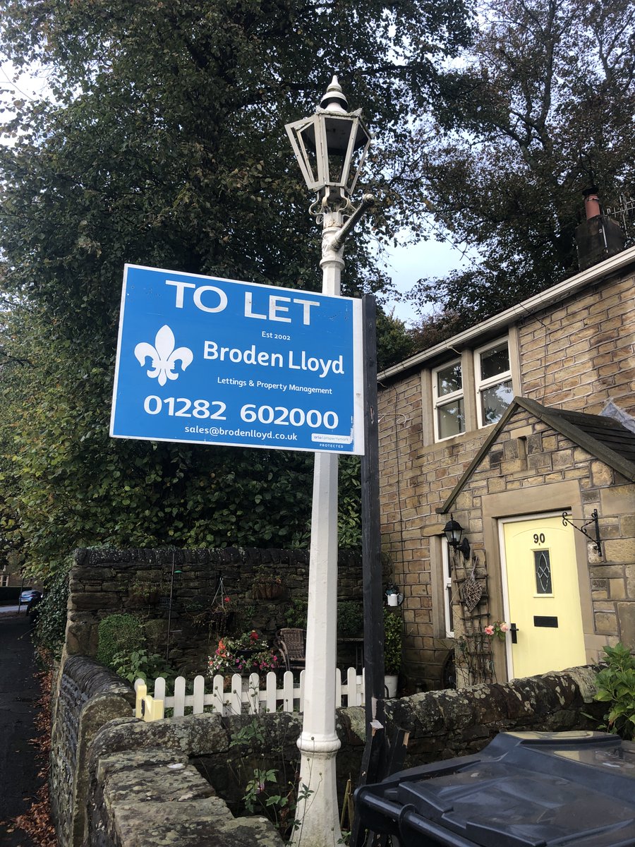 print_here_'s tweet photo. West Street, Padiham, Burnley, BB12
#Burnley 

https://t.co/a2373zqwKh https://t.co/y1mTpKv2FD
