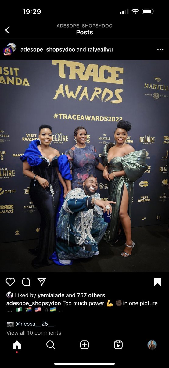 Nomcebozikode's tweet photo. #TraceAwards2023 were such an amazing experience and i got to hang with other stars. 💫

Best part of the night was me walking away with #BestGlobalAfricanArtist and i will forever be thankful and grateful for the love i receive everywhere i go. 💚🇿🇦
👗@buphora https://t.co/xLwk86HpUQ