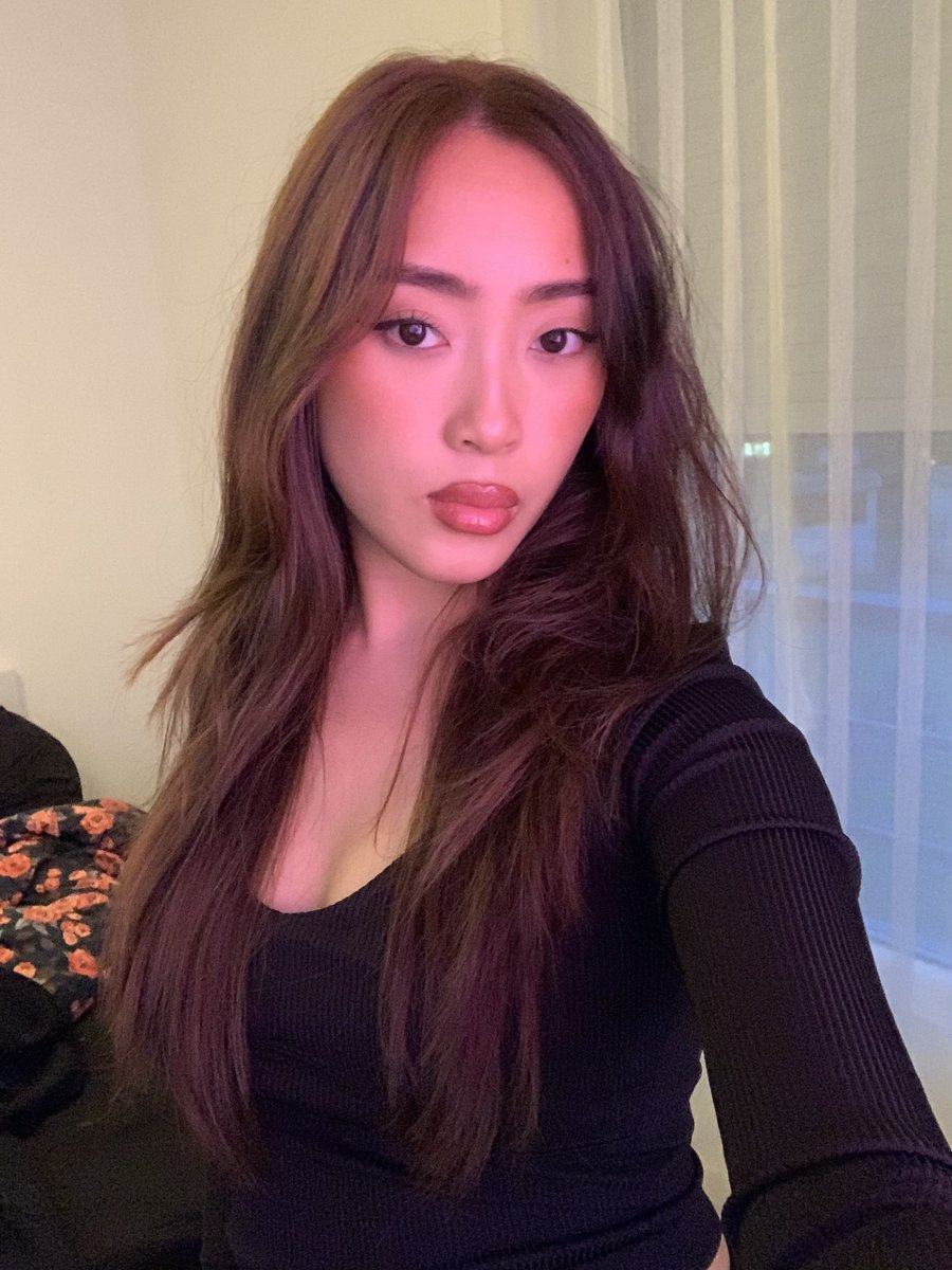 quyên tweet media
