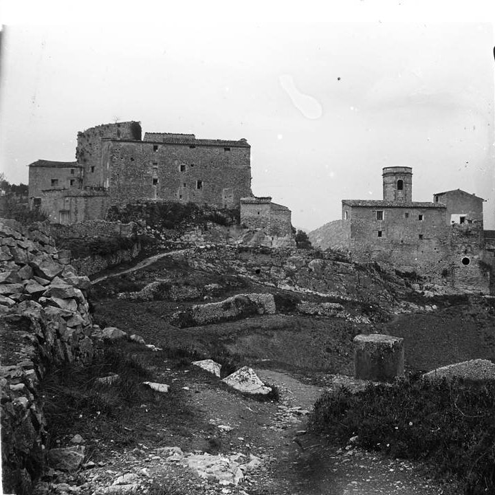 AnoiaHistorica's tweet image. Vista d'Orpí (1915)

📷: Josep Salvany
Fons tofogràfic Salvany (Biblioteca de Catalunya)

#orpi #anoia #historialocal #culturacatalana