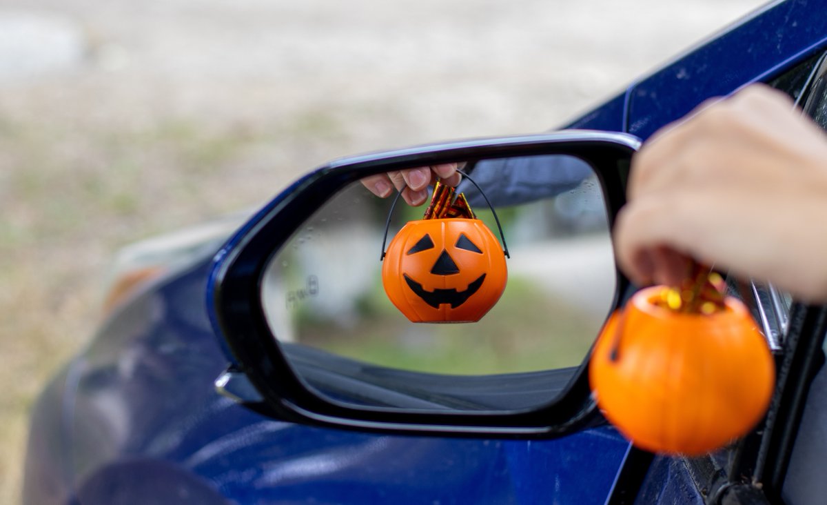 Halloween adventures await, and we're your reliable sidekick for the journey🚖💙
Book your ride with us. ⤵️
📲 onelink.to/blue
#BluestarTaxis #ExploreWigan