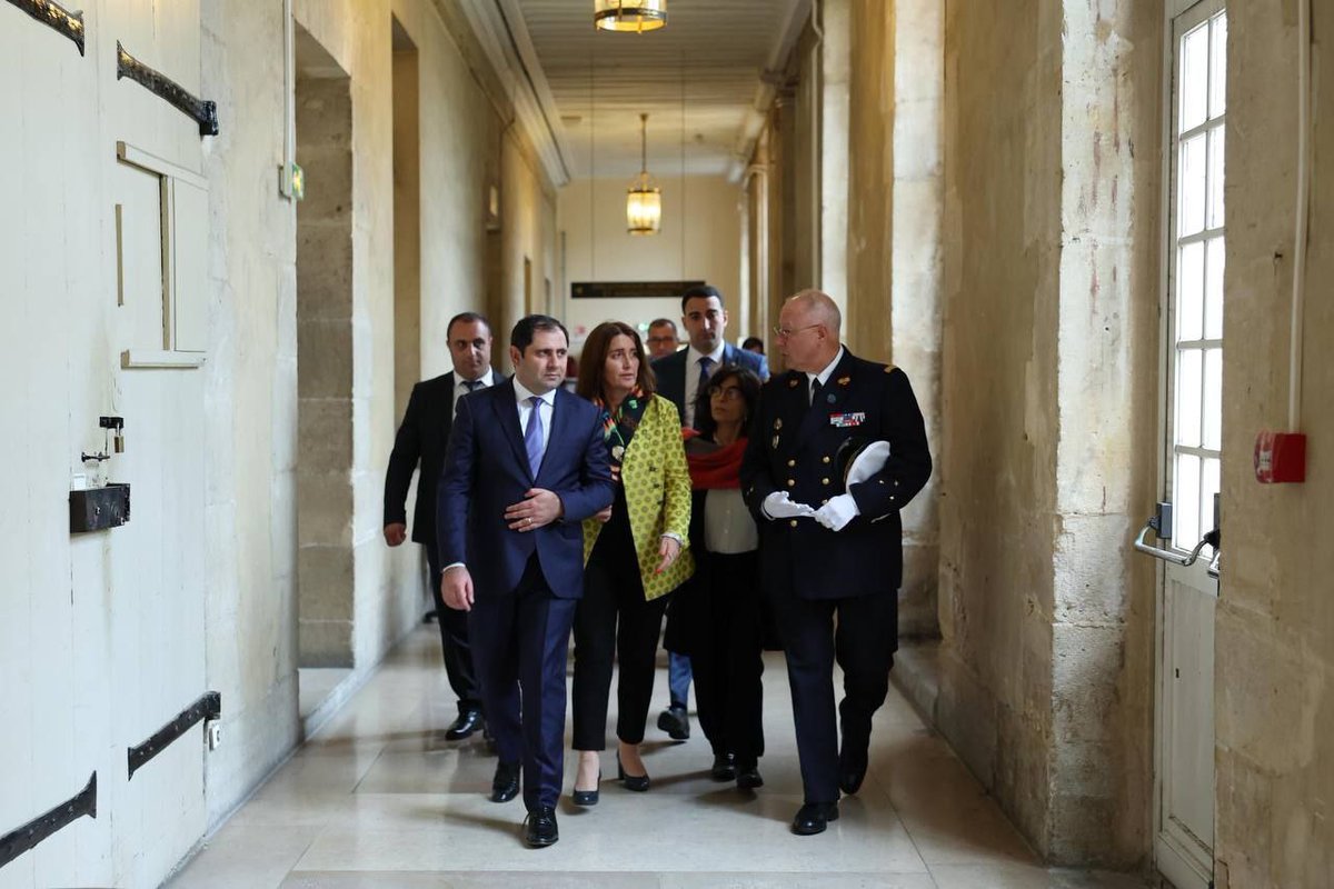 3/3 During the day, DefMin Papikyan visited the "Les Invalides"  (<a href="/INI_Invalides/">Institution nationale des Invalides</a>) #military rehabilitation and disabled #veterans support center and got acquainted with the center's activities.