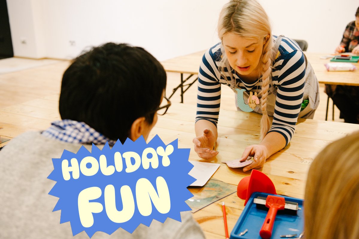 ChesterContemp's tweet photo. We've got half term activities for children &amp; adults.

Explore the historic city finding incredible artworks inc. the #CCSchools art trail.

Thurs 26 Oct, 10-12 &amp; 1-3pm
Build &amp; Make workshops

Fri 27 Oct, 10-1pm
Creative walk &amp; workshop

For info visit https://t.co/0ZfDBa0yF9 https://t.co/67OjMGHiq1