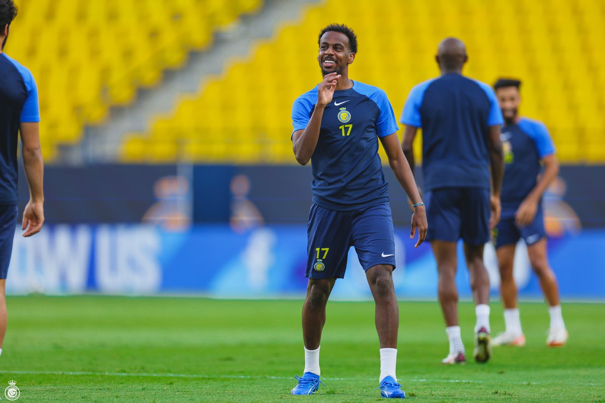AlNassrFC_EN's tweet photo. Feeling good 😁💛 https://t.co/zpIvBRqxH1