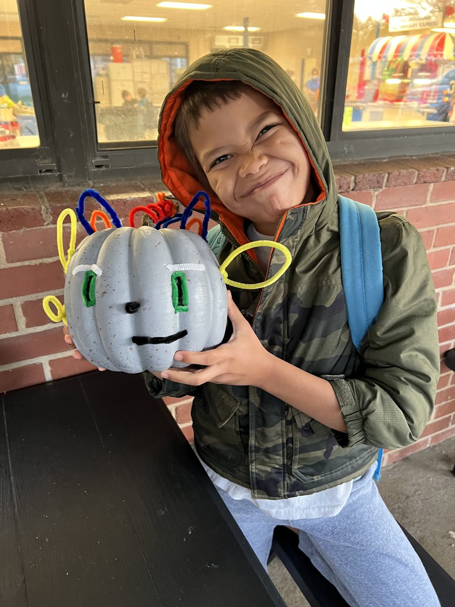 HES Media Center tweet media