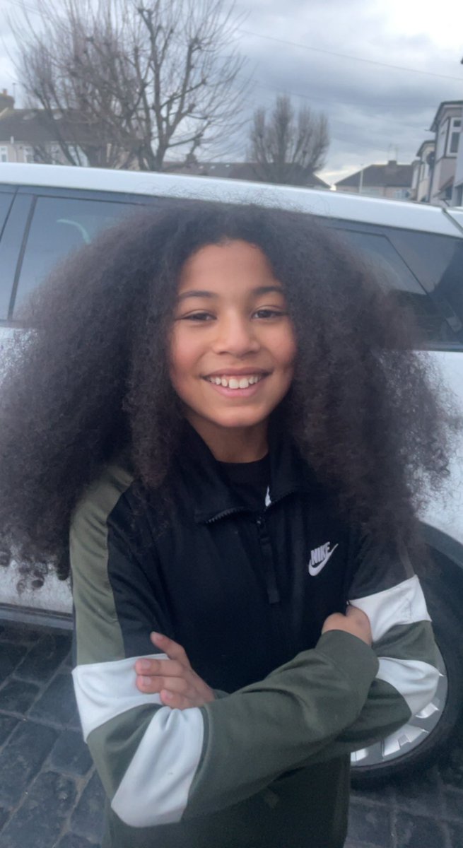AimeeM1189's tweet photo. @worldafroday 7 months ago for those who don’t remember it went from this https://t.co/0pcTk6wJlX