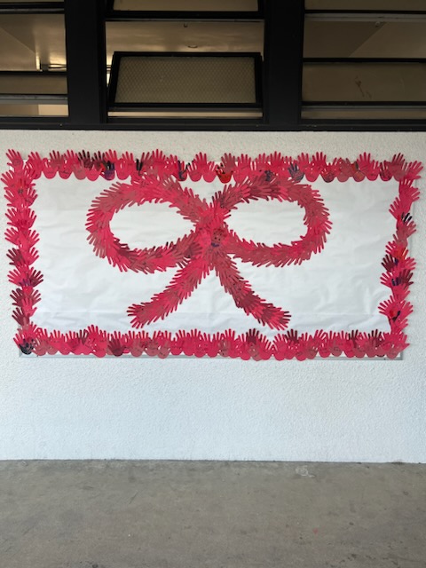 El Rancho School PD (@erspd) on Twitter photo Part 3: Students at Valencia Academy of the Arts have made the pledge to "Be Kind To Their Minds" and Live Drug Free. Make your pledge at wwwredribbon.org and live your life drug free. <a href="/ValenciaBolts/">Valencia Academy</a> <a href="/doradelgado4/">Dora Soto-Delgado</a> <a href="/sandra_robles07/">SandraRobles</a> <a href="/redribbonweek/">Red Ribbon</a> Part 3: Students at Valencia Academy of the Arts have made the pledge to "Be Kind To Their Minds" and Live Drug Free. Make your pledge at wwwredribbon.org and live your life drug free. <a href="/ValenciaBolts/">Valencia Academy</a> <a href="/doradelgado4/">Dora Soto-Delgado</a> <a href="/sandra_robles07/">SandraRobles</a> <a href="/redribbonweek/">Red Ribbon</a>