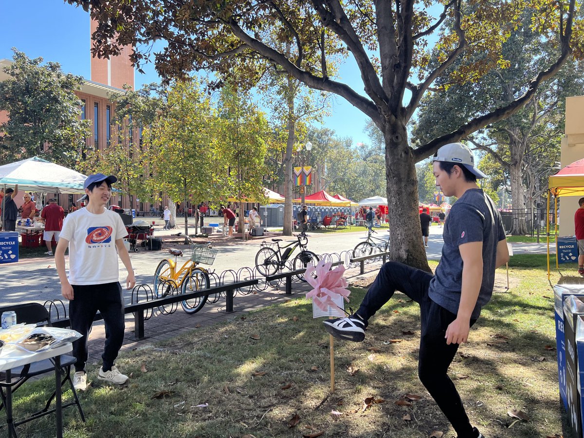 USCKSI's tweet photo. We recently hosted a tailgate this past weekend for the USC v. Utah football game! π
Here are some action shots. π―π₯ #uscfootball #tailgate #usctailgate https://t.co/zvL2dzK8PF