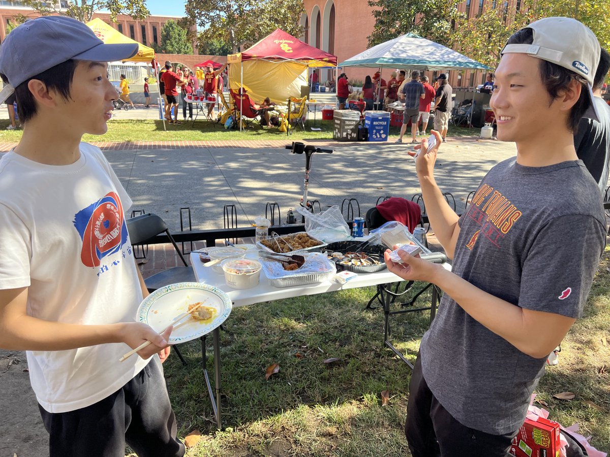 USCKSI's tweet photo. We recently hosted a tailgate this past weekend for the USC v. Utah football game! π
Here are some action shots. π―π₯ #uscfootball #tailgate #usctailgate https://t.co/zvL2dzK8PF