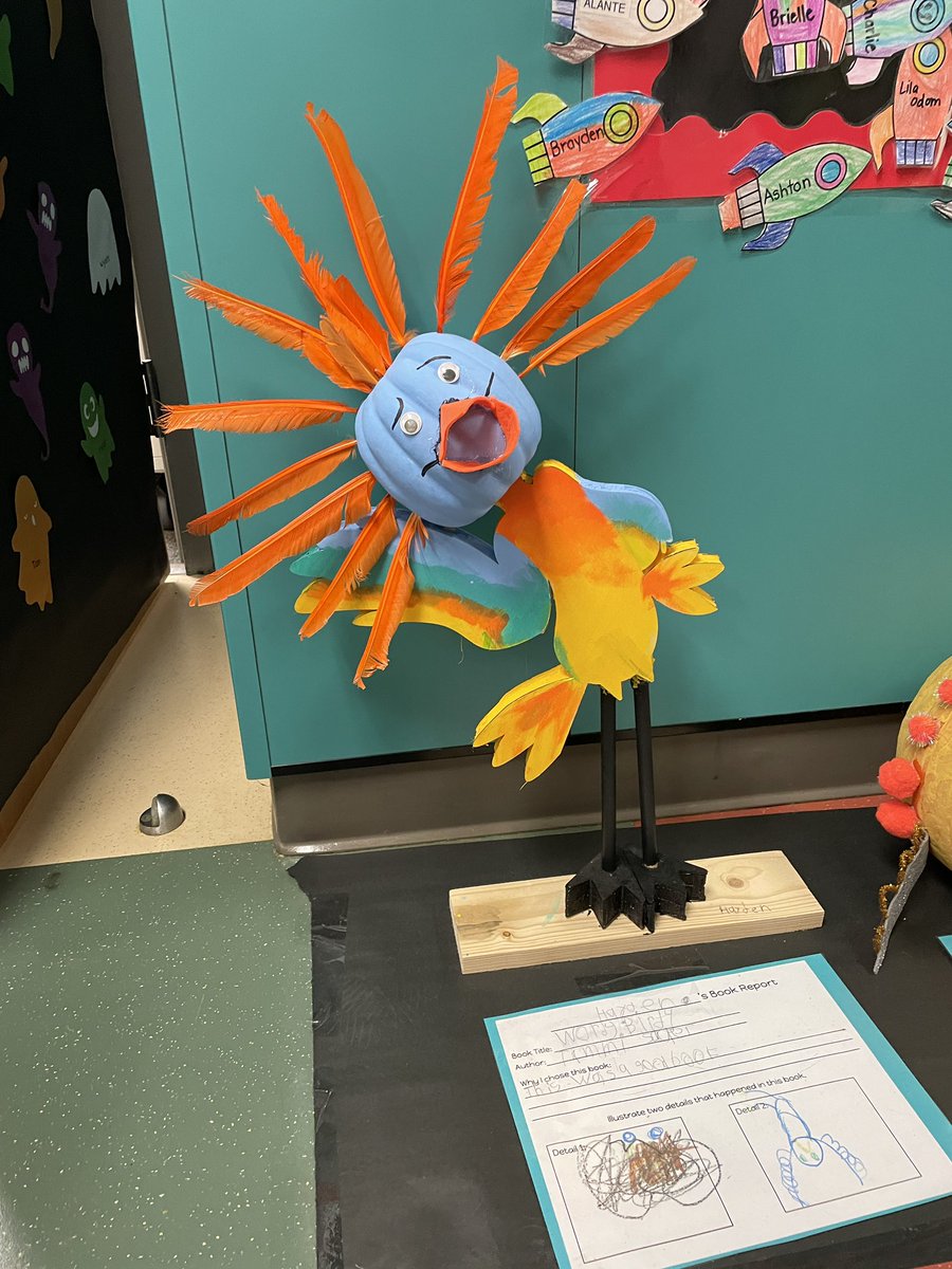 tlmoney's tweet photo. @SauerTammi one of our First grade friends decorated a pumpkin like Wordy Birdy. @LBEMediaCenter @Longbranch_Elem #misdproud https://t.co/0LtDFYacm4