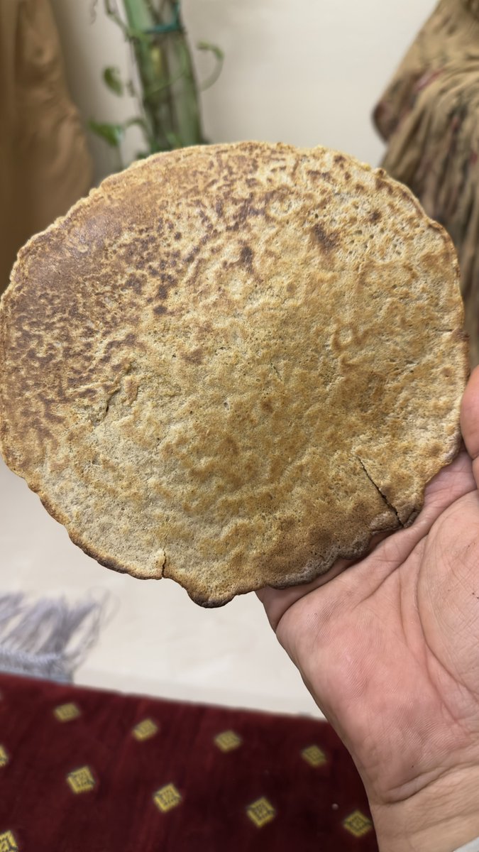 AbdulkrimAlusf's tweet photo. @DrAlkhodairy بالنسبة لي يادكتور فهد جربت وصفتك بالمكونات هذه وكانت النتيجة باهرة!!
خبز لذيذ وافضل من خبز المصانع اللي اهلكنا!
بيض الله وجهك وجعلها بميزان حسناتك! https://t.co/faGptGHc31