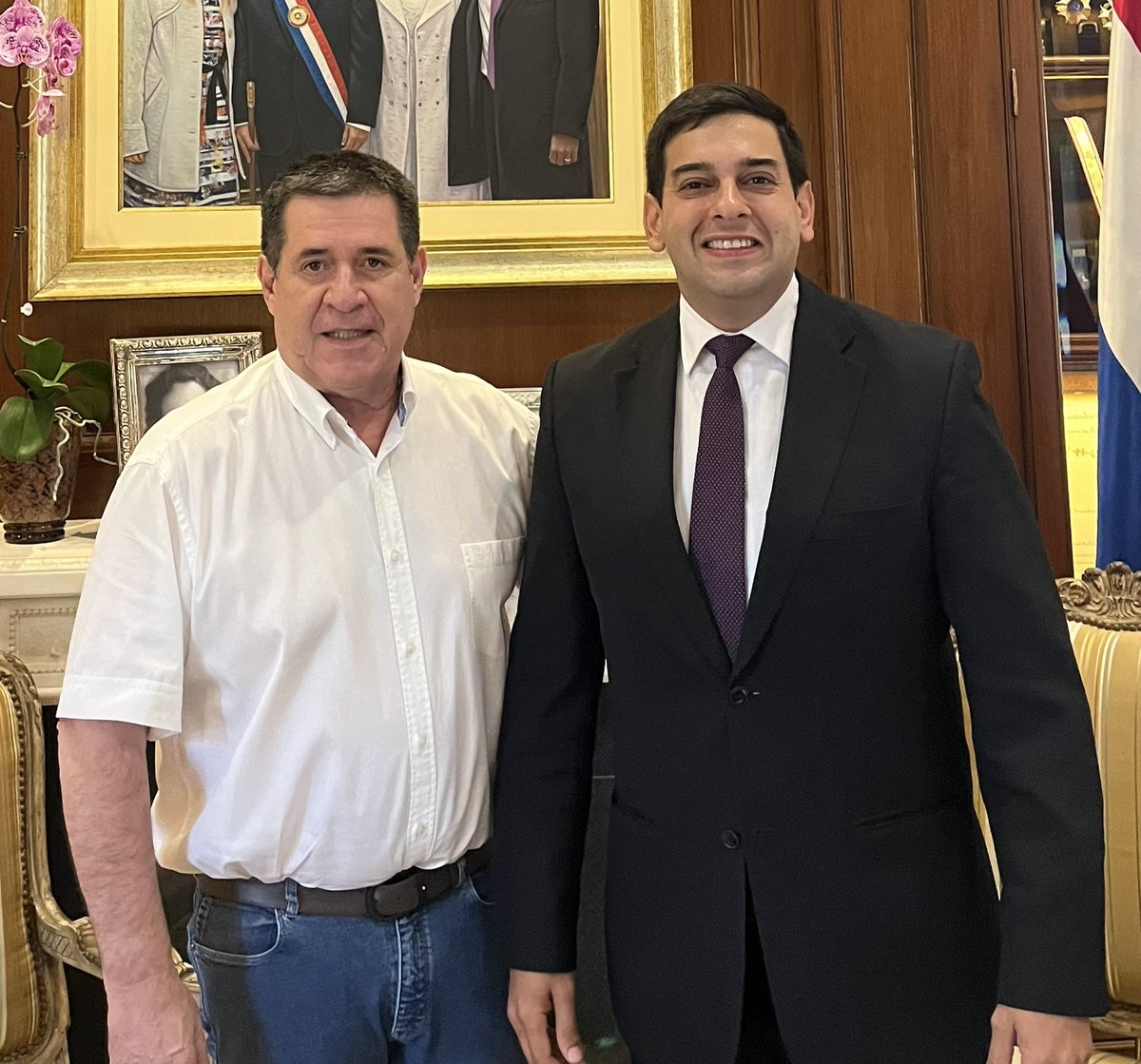 josealvarengab's tweet photo. De visita al amigo y Presidente de mi partido 🚩 ; que Dios te siga bendiciendo siempre con salud y sabiduría querido @horaciocartespy https://t.co/C3C2m0FXJ1