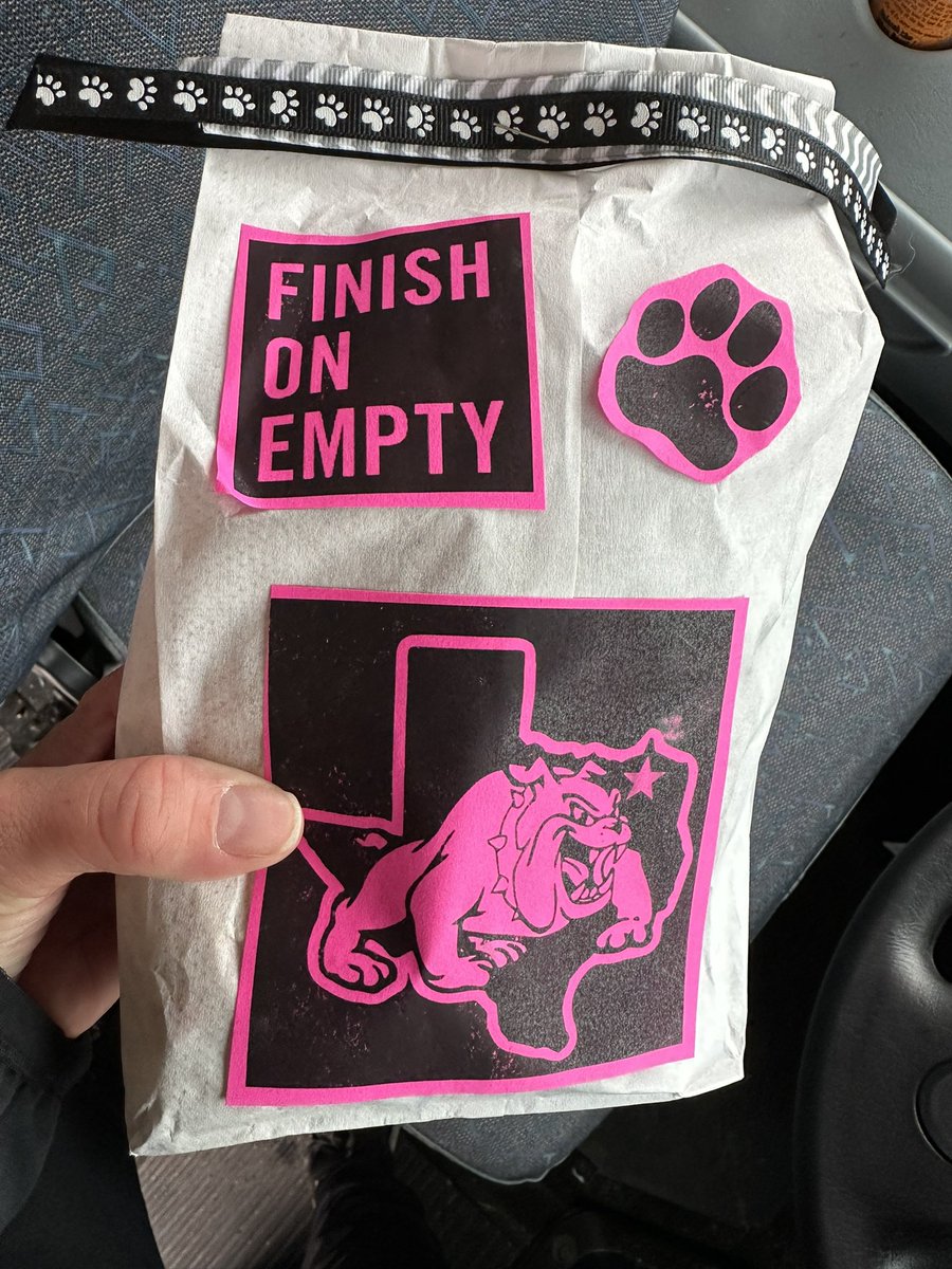 CoachARAnderson's tweet photo. Regional Results
34th Ridley Carter 18:20

Girls- 15th place team
47th Kendall Griffin 13:17 (PR)
61st Jaedyn Jones 13:37 (PR)
69th Preslee Harrell 13:48 (PR) 
108th Kamryn Robertson 14:38 (PR) 
117th Somang Lawson 14:51 (PR)
155th Brooklyn Upton 16:25 
161st Luz Ralda 17:00 https://t.co/oMG9FSeBCX