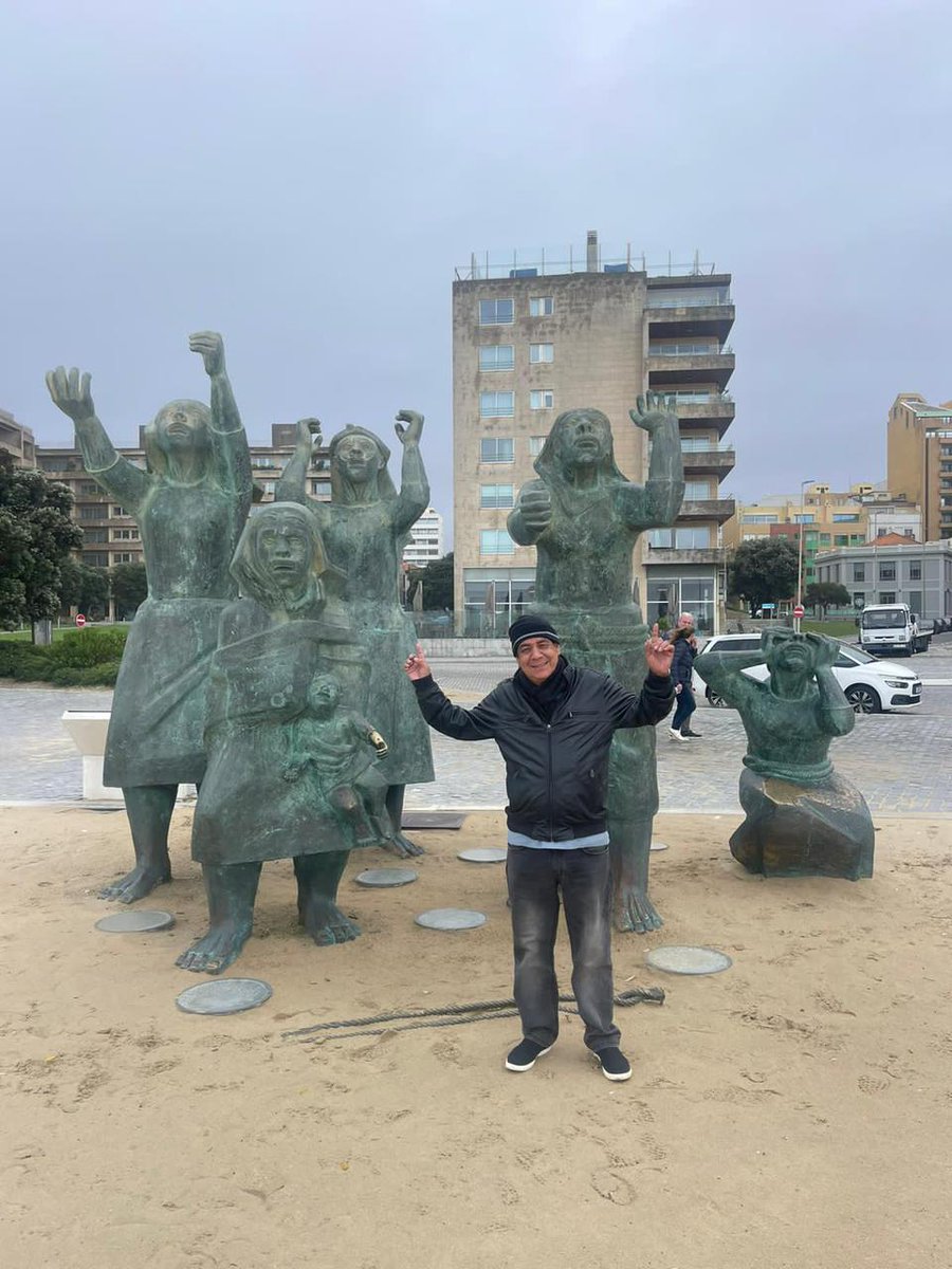 zecapagodinho's tweet image. Zeca Pagodinho, blogueirinho de viagem 😍😉#eurotour23