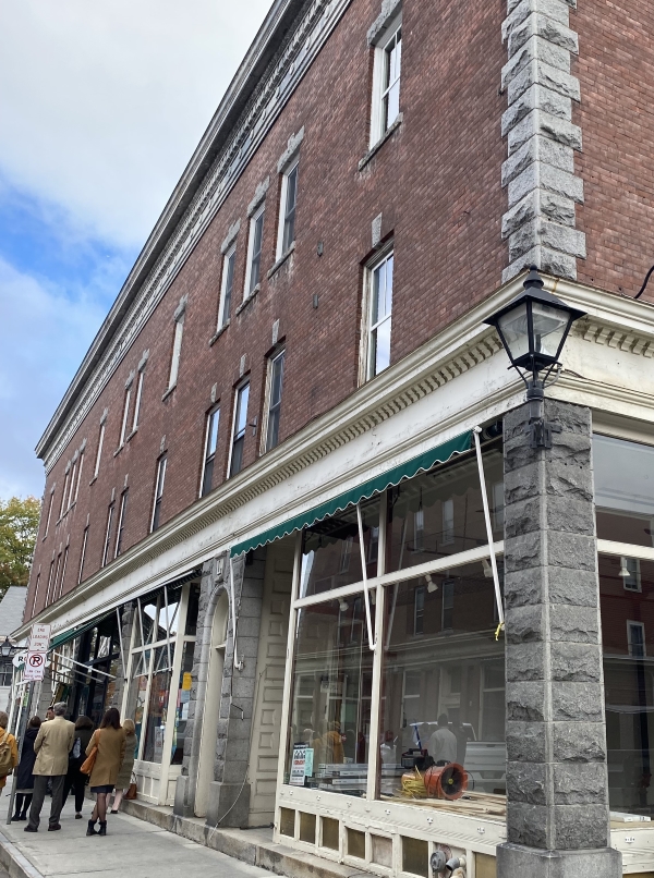ACCDVermont's tweet image. $4M in tax incentives to help 31 projects across Vermont including rehabbing this flood damaged Montpelier building. When work is done it will house 3 commercial units and 16 apartments. 
accd.vermont.gov/press-releases…