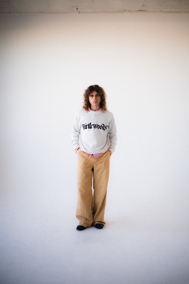 TurtlewoodsFL's tweet photo. knitted lookbook pt1 🤍

black and crème knits drop this friday at noon 😁

sign up for updates at https://t.co/NlWRjntX7z https://t.co/XS93qCmYLw