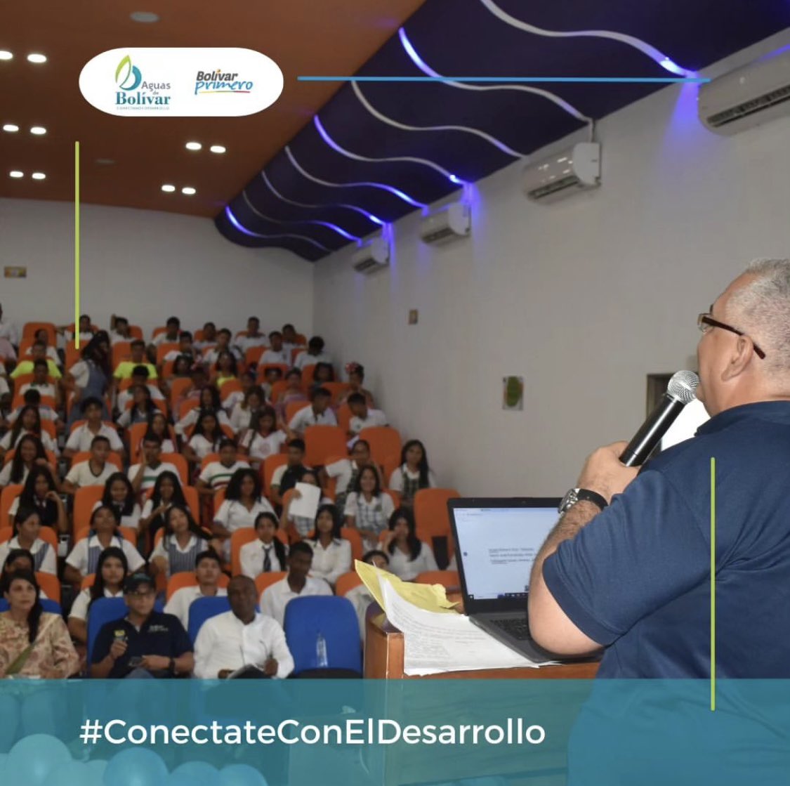 AguasdeBolivar's tweet photo. Así vivieron estudiantes, docentes y padres de familia el concurso audiovisual “Conéctate con el desarrollo de El Carmen de Bolívar” Todos hicieron un trabajo excelente https://t.co/ahcssAEzOx