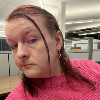 TheRealSarahBBE's tweet photo. #NewProfilePic https://t.co/45d3CrAhD0