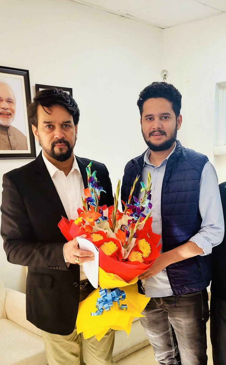 MKarpreet's tweet photo. जन्मदिन के इस खास मौके पर, बड़े भाई श्री @ianuragthakur  जी को ढेर सारी शुभकामनाएँ! आपका जीवन हमेशा खुशियों से भरा रहे और सफलता का सफर आपके लिए सरल और सुखद हो। आपकी सभी इच्छाएं पूरी हों, यही मेरी कामना है। जन्मदिन की हार्दिक शुभकामनाएँ!❣️🙏🏻
#Boss
#Hmara_Anurag
#Sabka_Anurag https://t.co/LIGTs5Y0K1