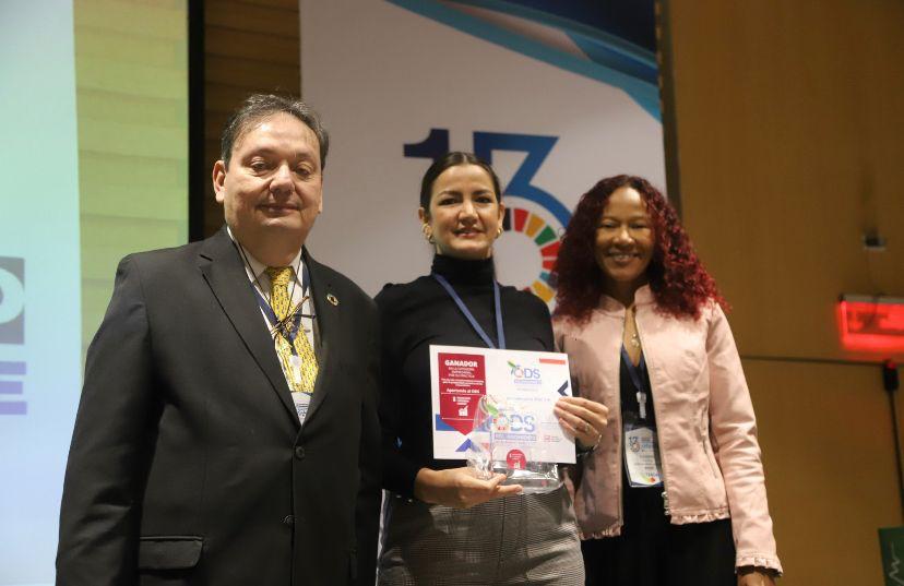 aliaragro's tweet photo. @pactocolombia A través de #PlanDeVida trabajamos por conseguir un crecimiento económico sostenido, fomentando iniciativas de inclusión social que beneficien a las comunidades indígenas y rurales de la zona y contribuyan con la protección y conservación del medioambiente. @pervivir https://t.co/lClo1s6CVz