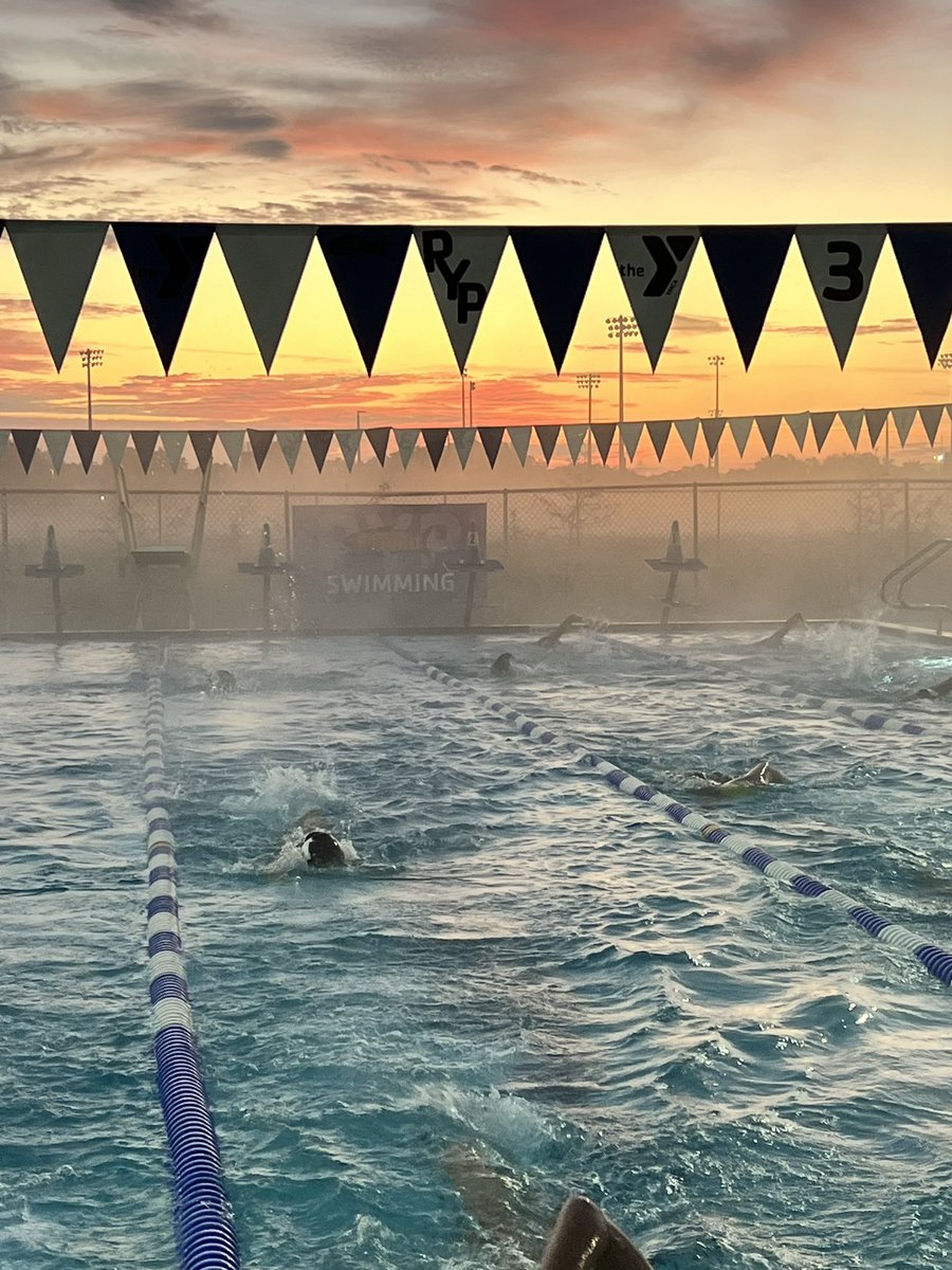SwimDiveJWMHS's tweet photo. Rise and grind. #districtweek @JWMHS @PascoCoSports @CoachTBurdick https://t.co/99dgqfNeqd