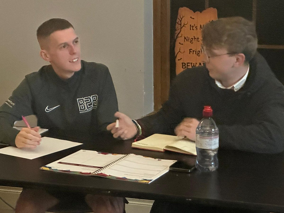 YouthWorkAll's tweet image. Antrim &amp;amp; Newtownabbey OCN Level 2 Certificate in Youth Work Practice cohort completing another session this evening. 
Great participation and lots of learning to embed in their organisations.
@eayouthservice
#developingtheworkforce