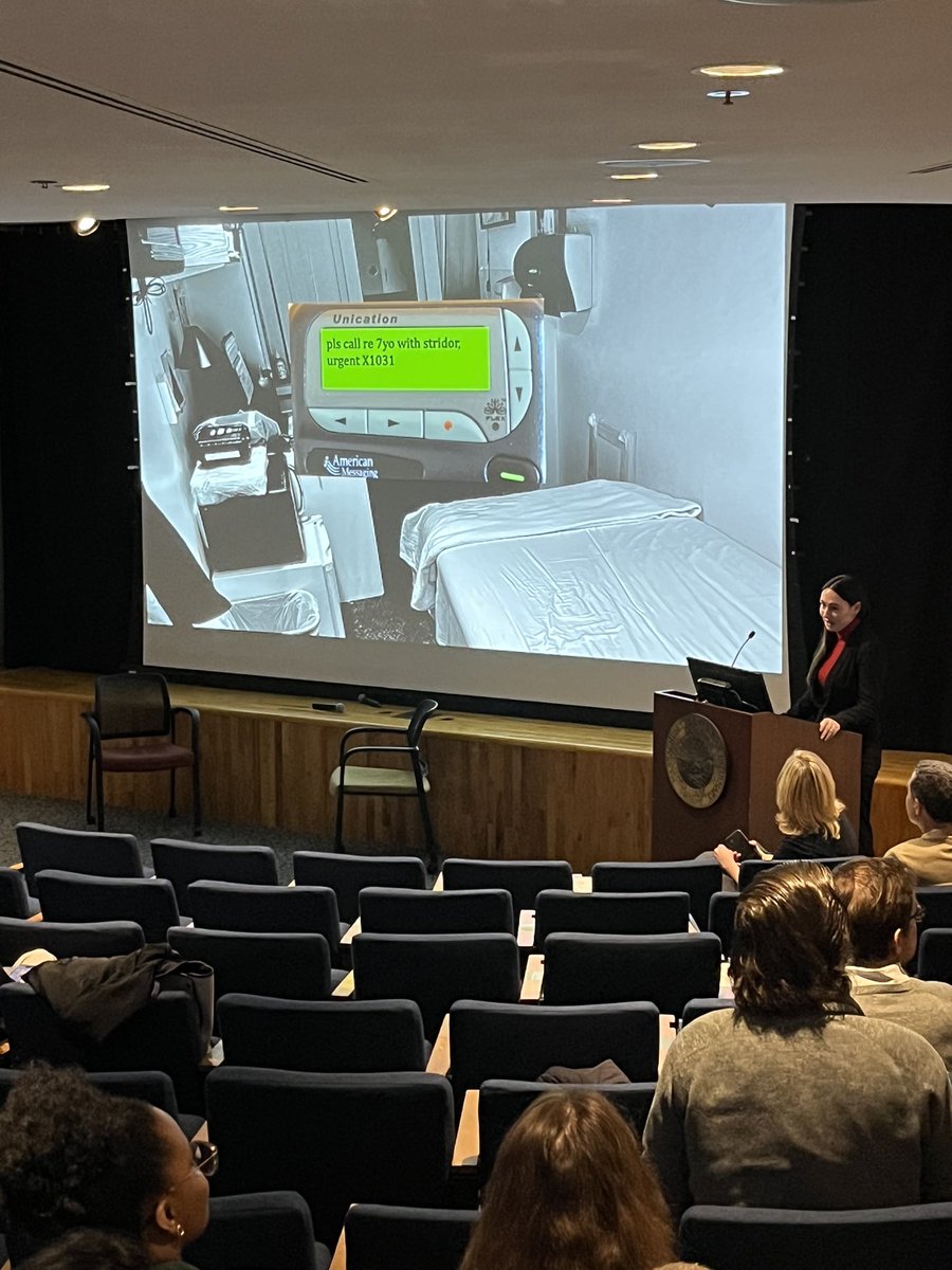 Another weekend another 2 conferences! 📷 1: National Fall Voice conference - Dr. Plocienniczak, ‘23, Dr. Tracy (faculty), and Dr. Rohlfing, ‘21 📷 2: Regional NEOS x Scary Cases conference - Dr. Liz Silber, ‘26 presenting #otolaryngology #residency #conference #learning